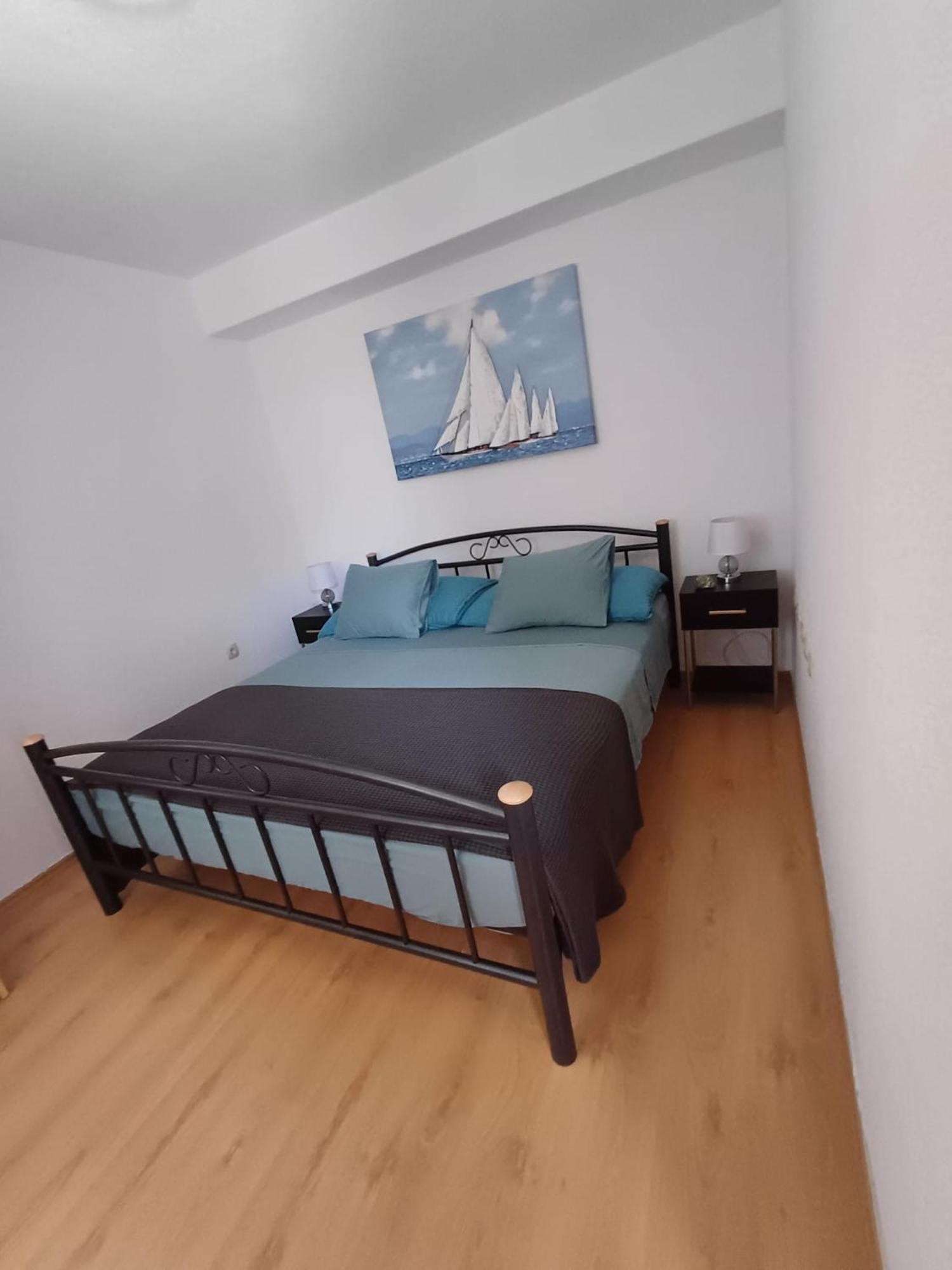 Ambiente Apartment Jasenice  Bagian luar foto